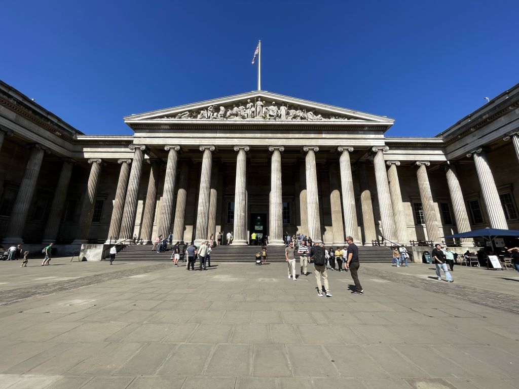 LONDON, UNITED KINGDOM - SEPTEMBER 05: A view of the entrance of British Museum in London, United Kingdom on September 05, 2023. The Turkish government demanded the return of Turkish - Ottoman artifacts after the theft and disappearance of valuable artifacts in United Kingdom's museums. (Photo by Behlul Cetinkaya/Anadolu Agency via Getty Images)